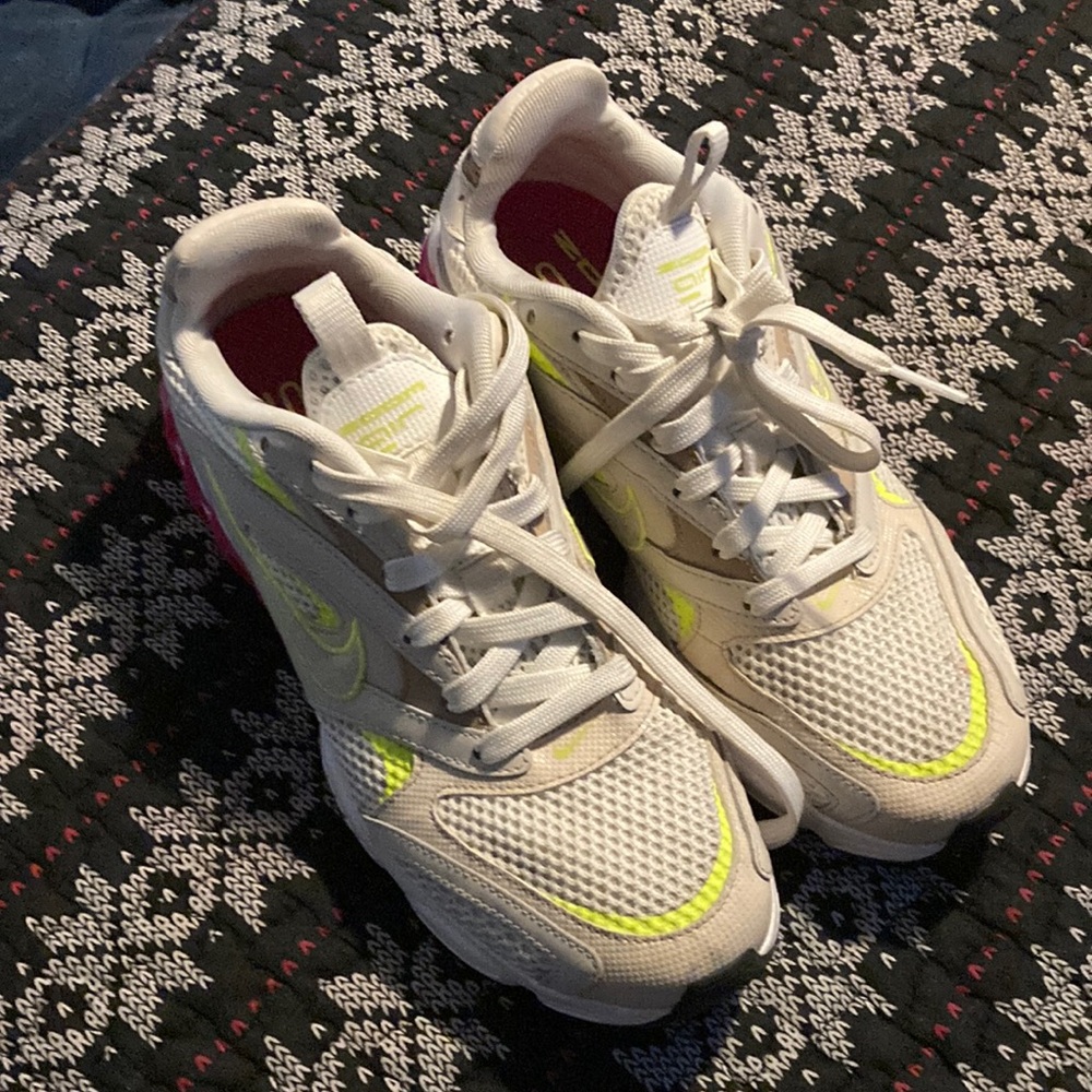 Women’s size 8 Nike sneakers